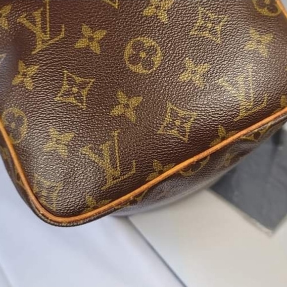 Authentic Vintage LV Speedy 30 - Picture 4 of 16